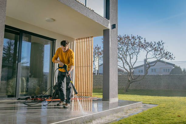 Best Animal Enclosure Cleaning  in Maryland Heights, MO